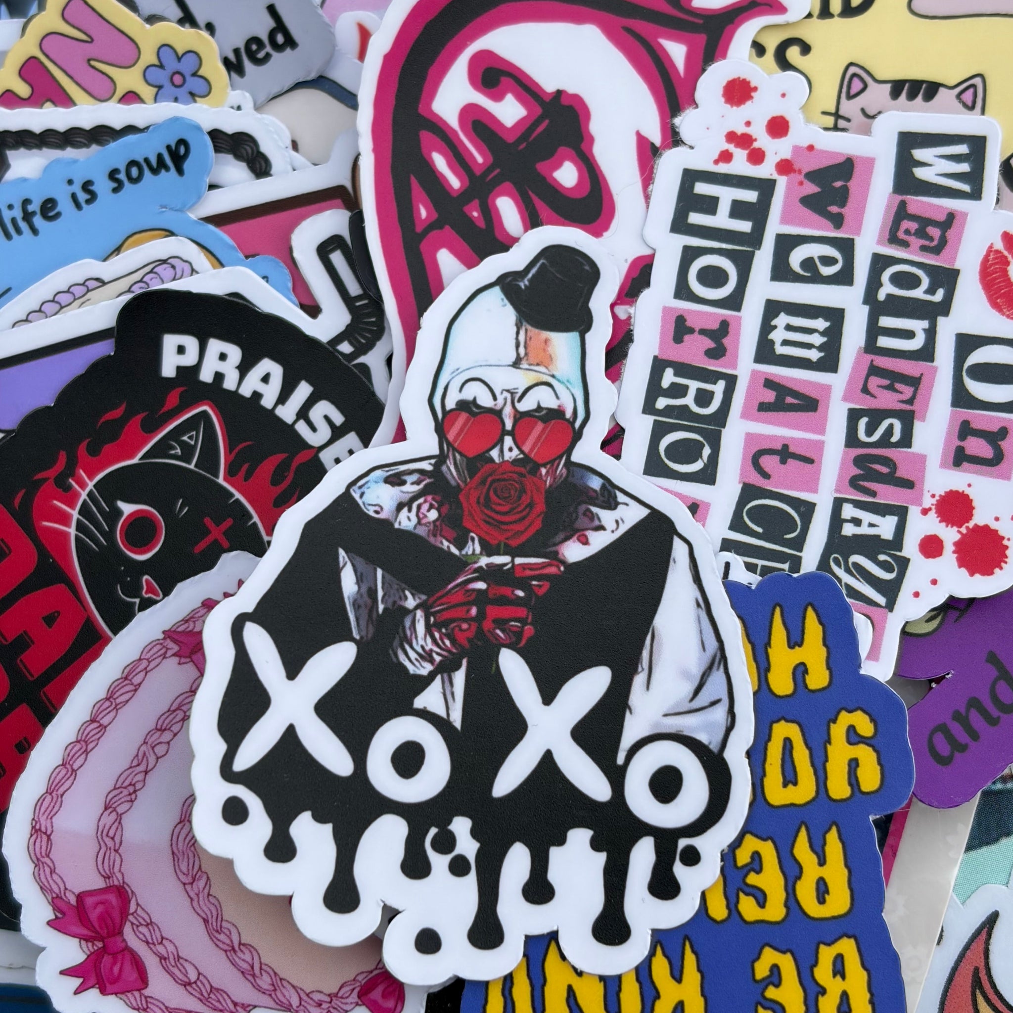 Art The Clown, Kisses, Single Sticker. Terrifier film. Slasher movie fan. Horror.