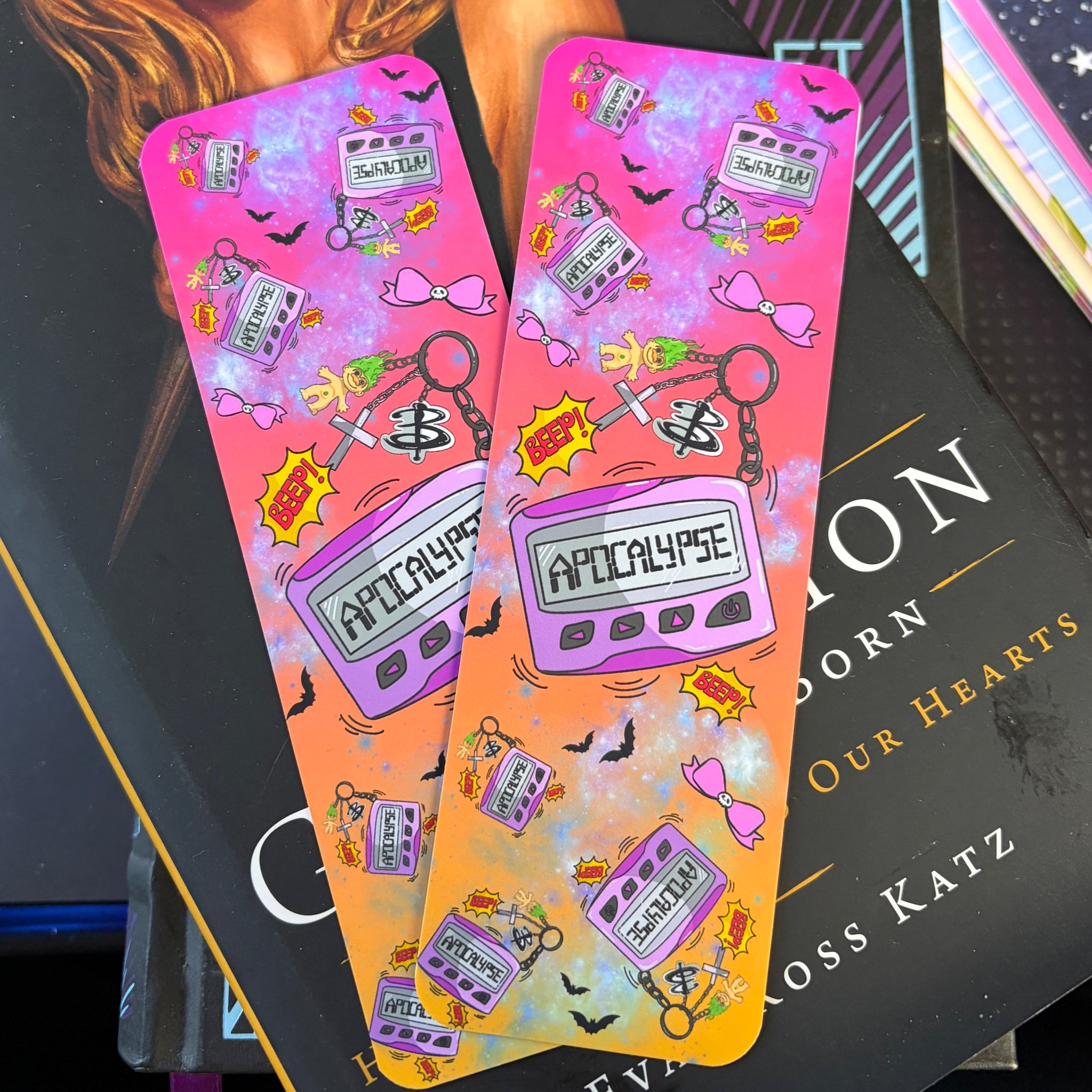Buffy the Vampire Slayer, Apocalypse Bookmark. Multicoloured, 90s. Beeper. Standard size.