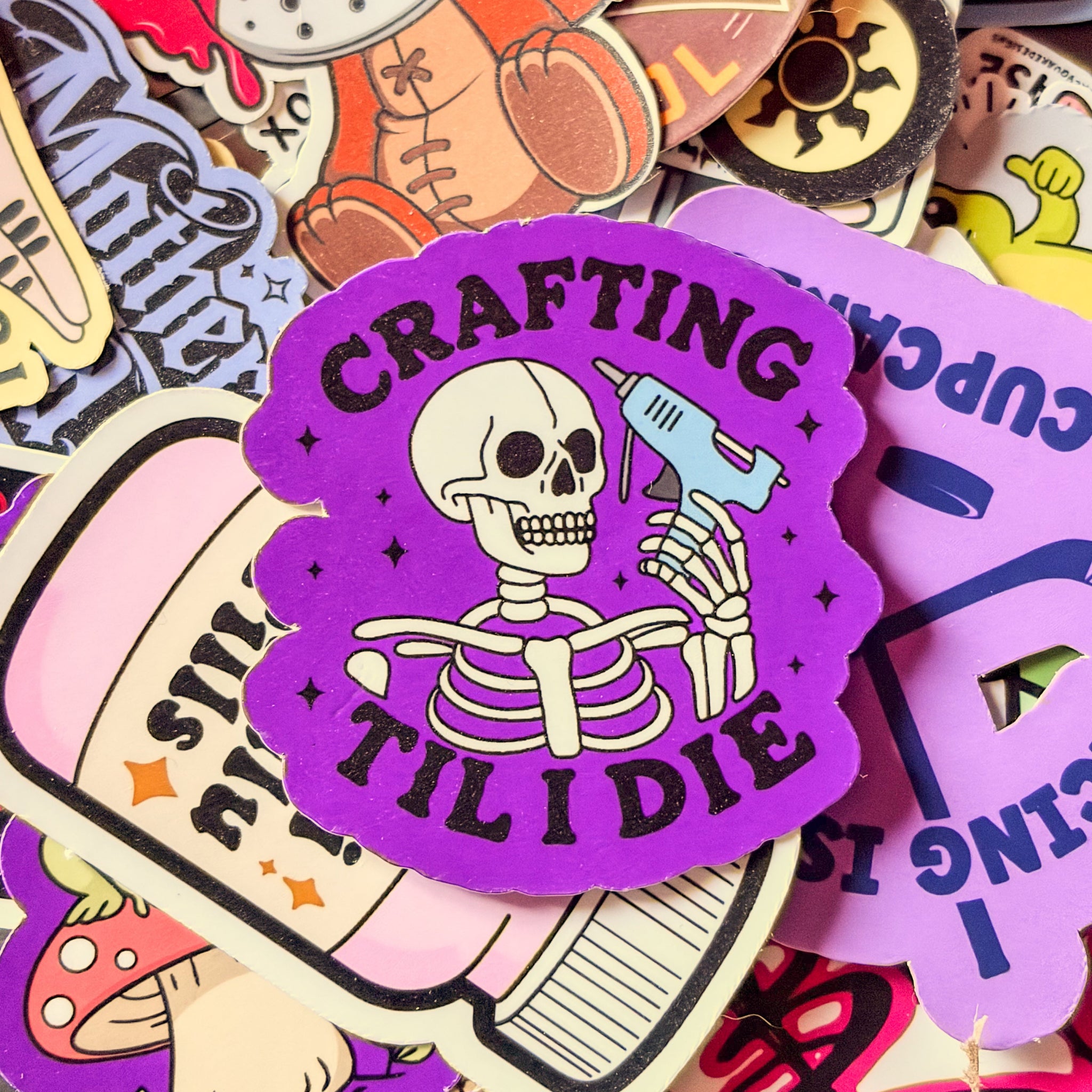 Crafting until I Die, Single Sticker. Hobby enthusiast, collector, funny, meme