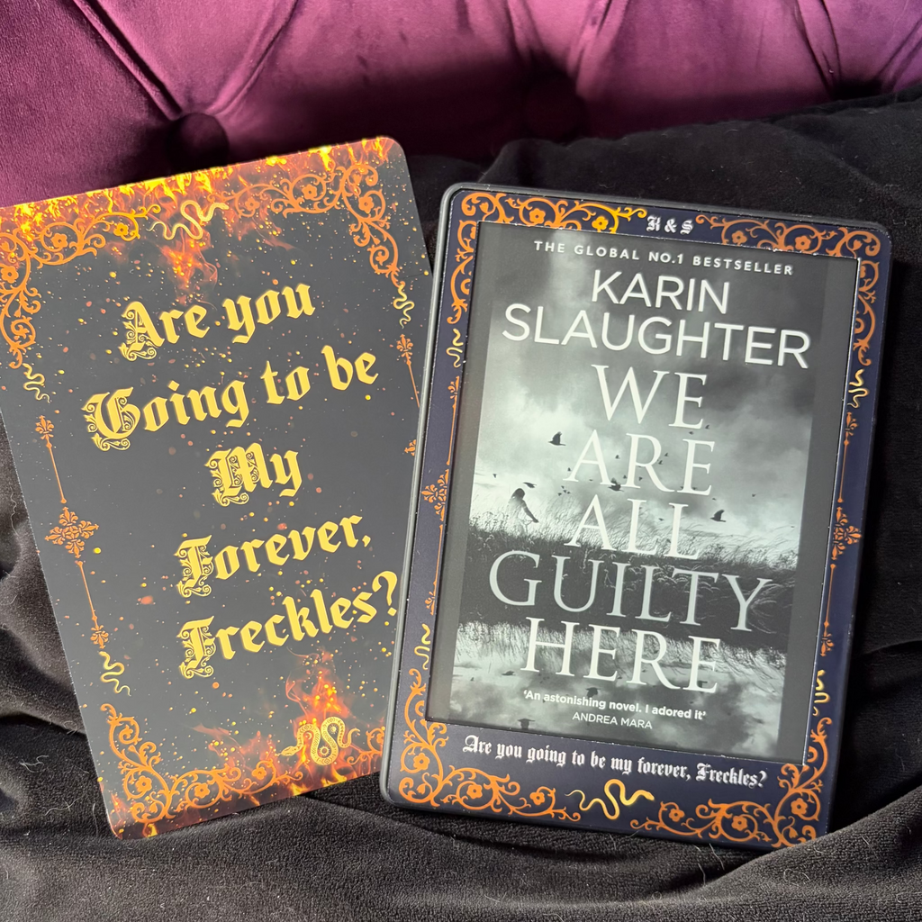 Edge of Darkness, vinyl kindle skin Black and gold flames, dark romance, snake, Leigh Rivers, Freckles, Bookish