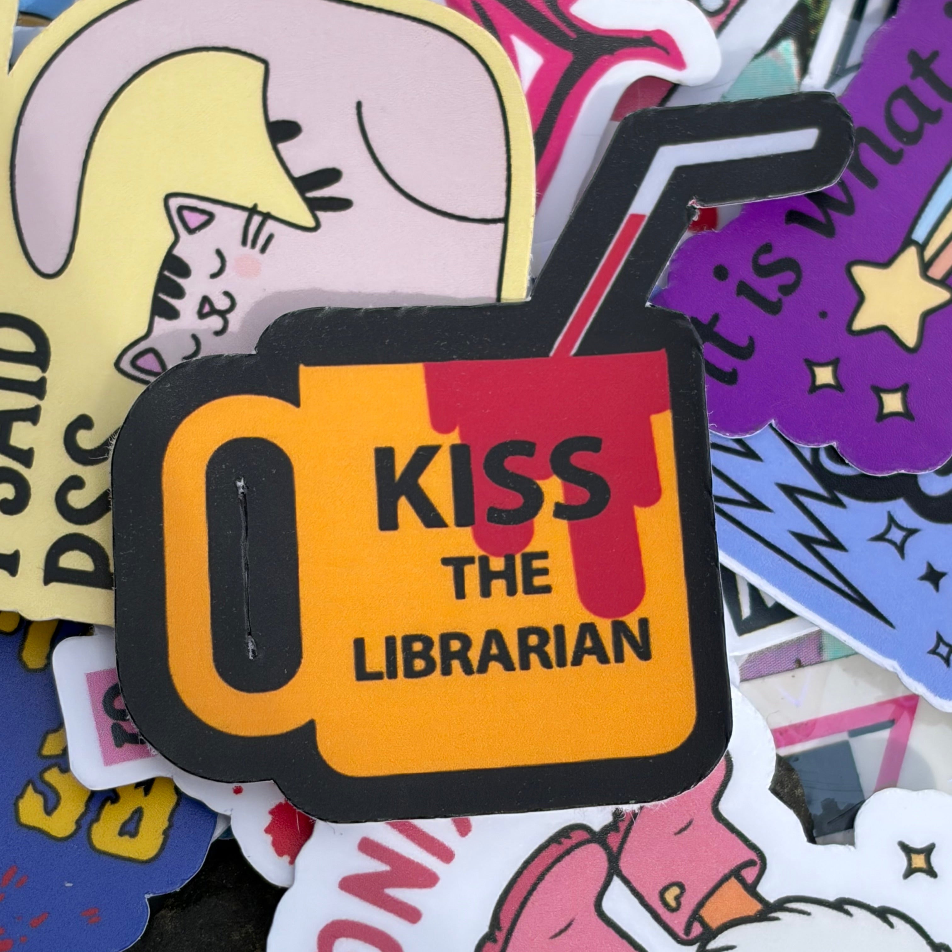 Kiss the Librarian, Buffy the Vampire Slayer Single Sticker Bloody mug with straw.
