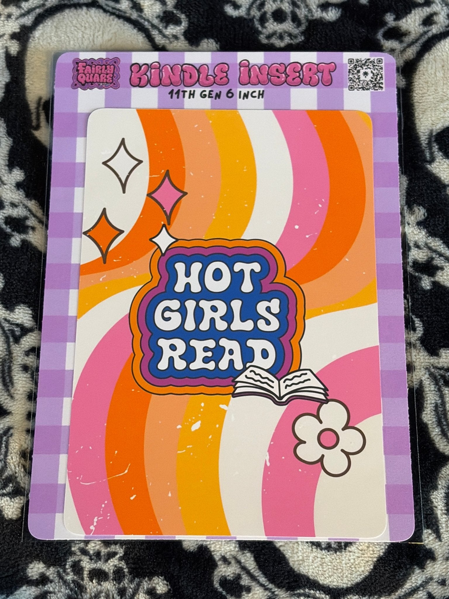 Hot Girls Read, Kindle Insert - Fairly Quare Designs